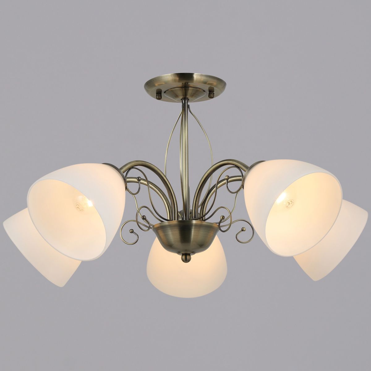 Люстра на штанге Reluce 93270-0.3-05