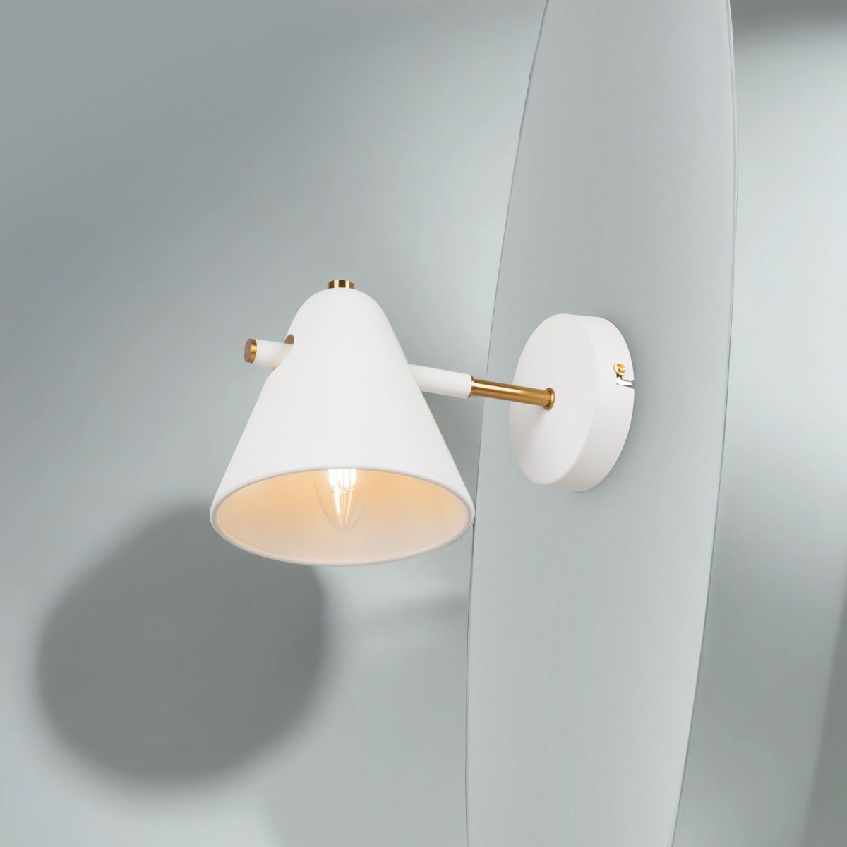 Бра Freya Cozy FR5211WL-01W