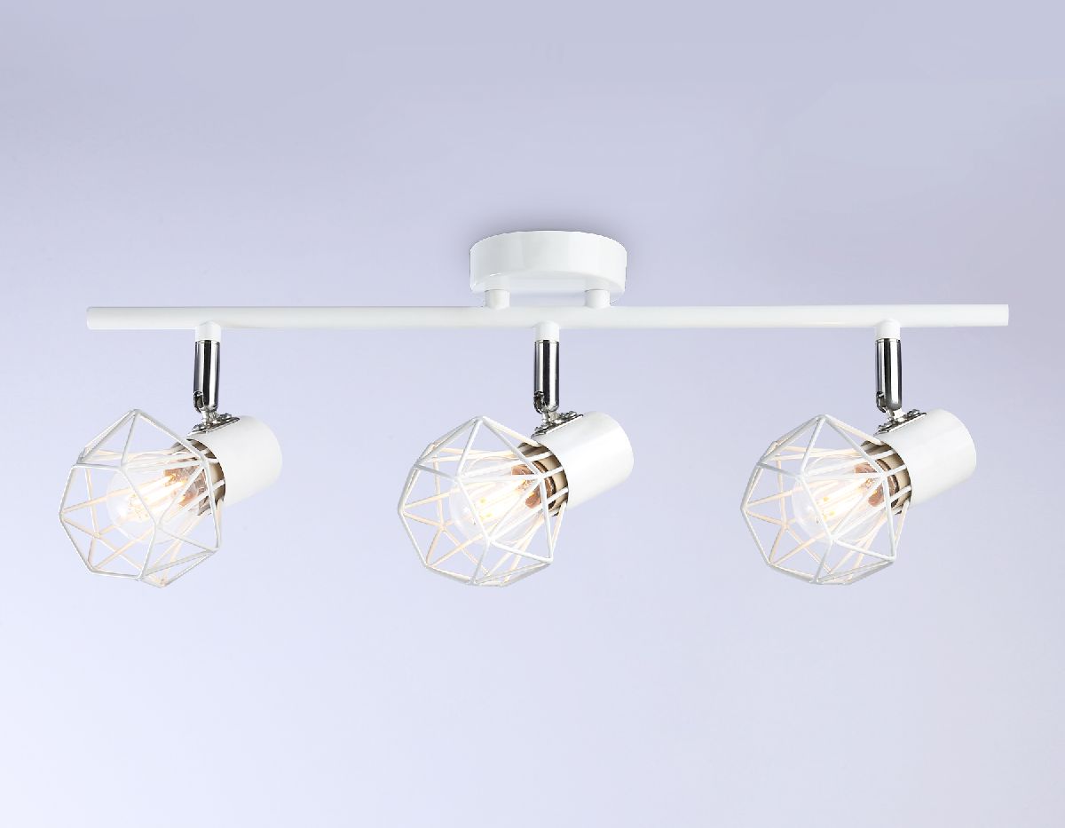 Cпот на штанге Ambrella Light Traditional TR8631