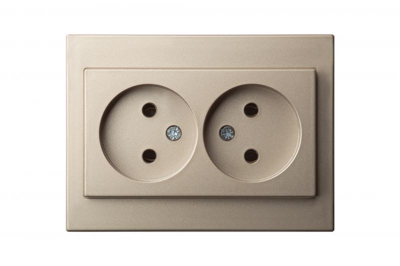 Розетка двухместная Liregus Epsilon 28-311