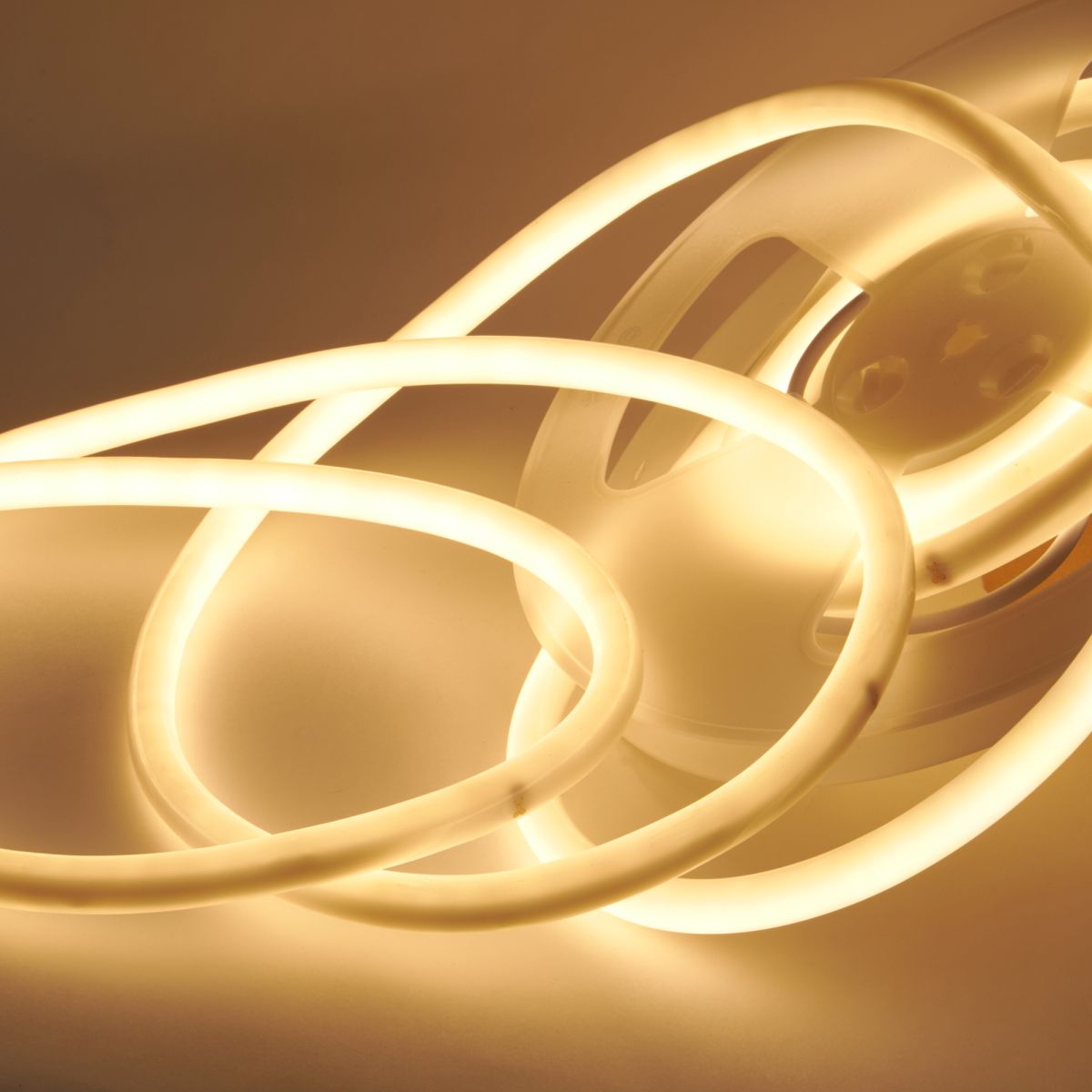 Комплект гибкого неона Uniel ULS-N40-2835-120LED/m-16mm-IP68-DC24V-10W/m-5M-3000K NEON SET01 UL-00012843