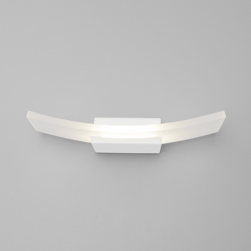 Бра Eurosvet 40152/1 LED белый