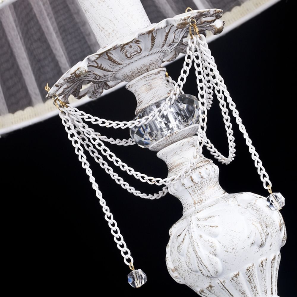 Настольная лампа Maytoni Lolita ARM305-22-W