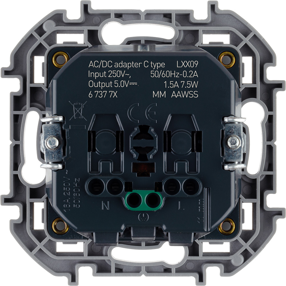 Розетка с/з с USB тип C со шторками Legrand Inspiria 673772