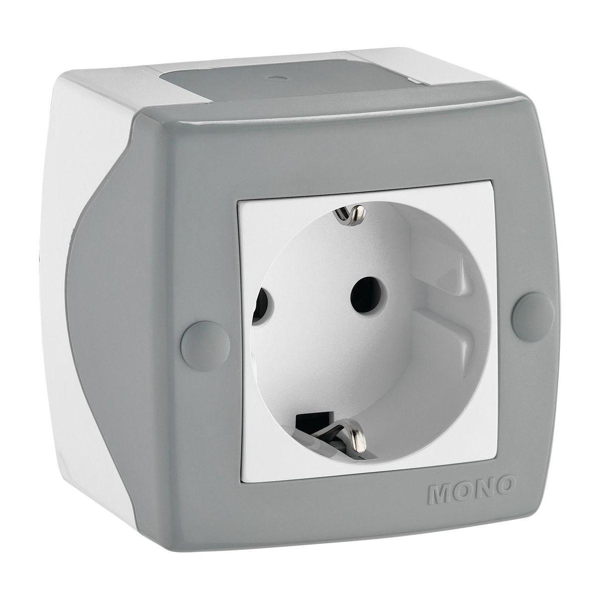 Розетка на 1 пост с заземлением Mono Electric Octans IP20 16А 250В бело-серый 104-020007-117