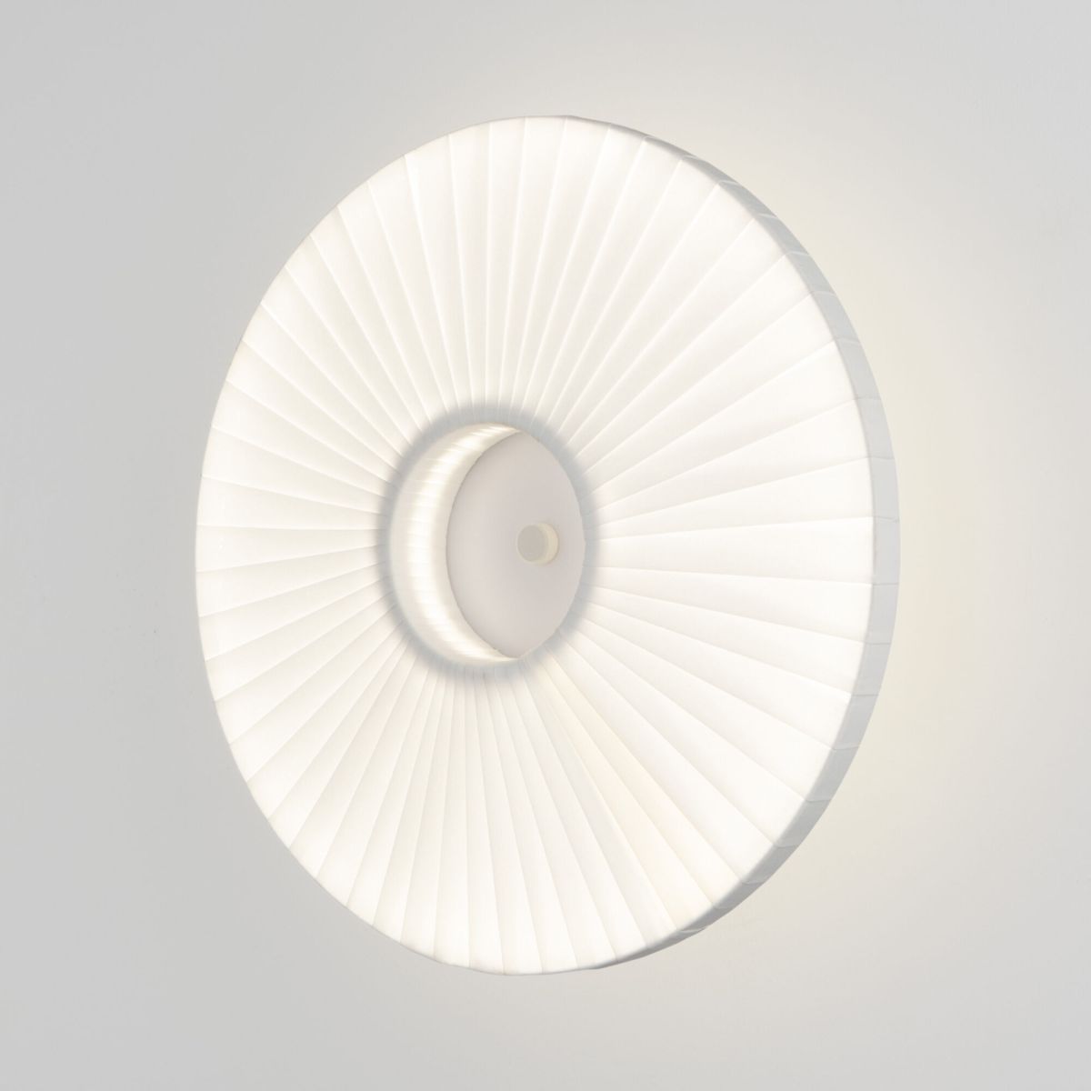 Настенный светильник Eurosvet Kreis 101002 LED белый a071496