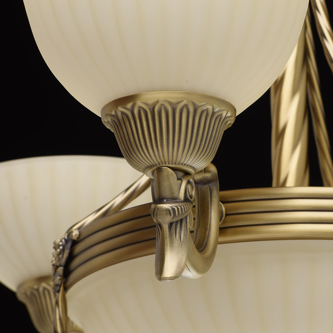 Подвесная люстра MW-Light Афродита 317010406 в Москве