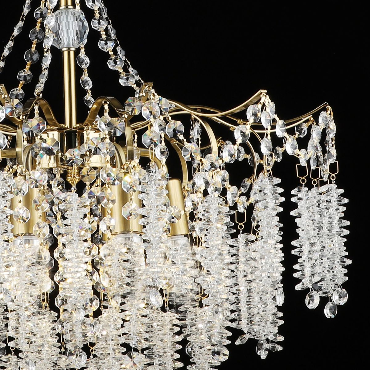 Подвесная люстра Reluce 46620-0.4-06 COP