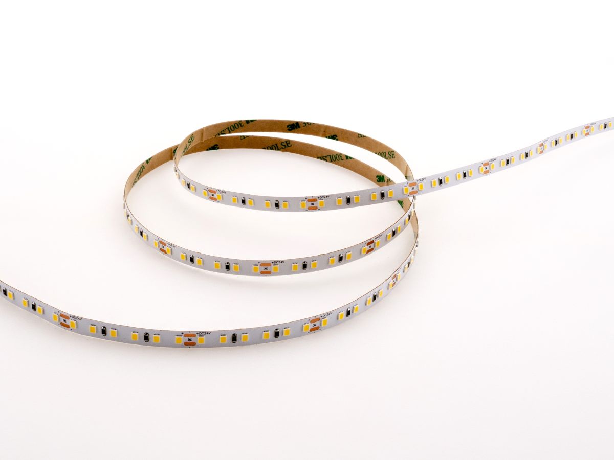 Светодиодная лента LEDS POWER 2835 120/м (5Вт/м) 24В нейтральная 005874
