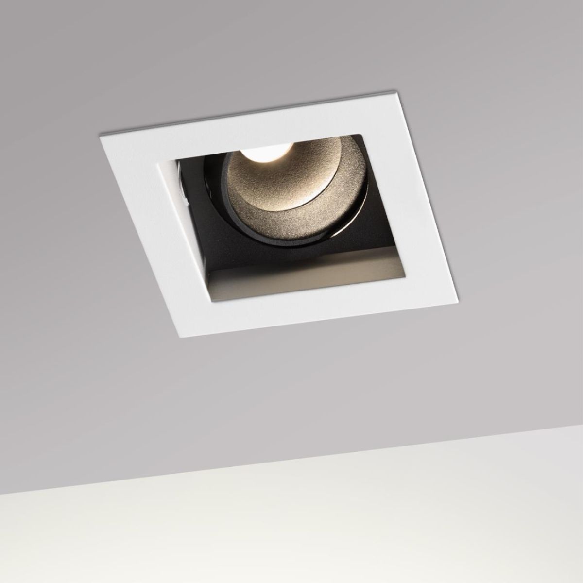 Светодиодный модуль диммир. со сменой цв. температуры (пульт 359640/Tuya Smart Life) Novotech Diod Mod IP20 LED 10W 180-265V 2700-4000К 359816