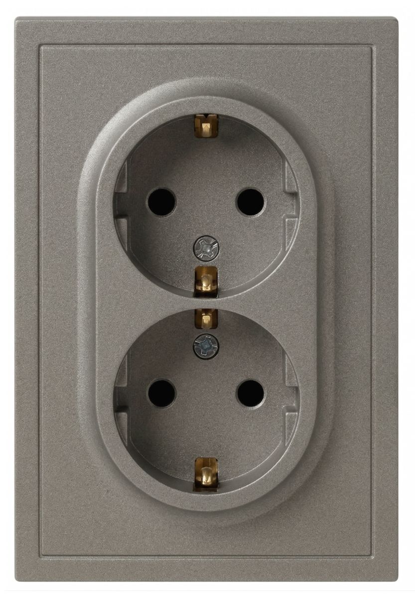 Розетка Эра Galaxy 15-2104-07 с заземлением двойная 2X2P+E Schuko 16А-250В IP20 титан Б0070689