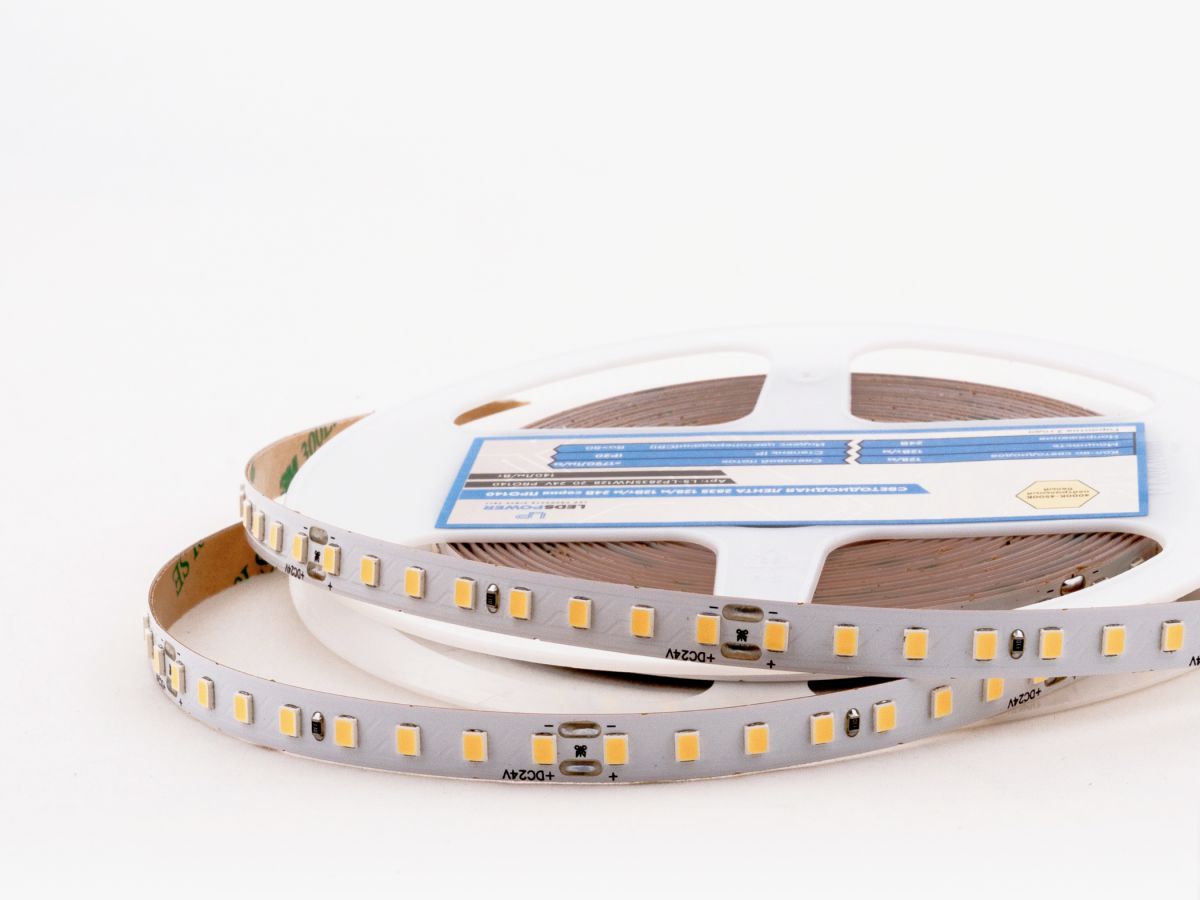Светодиодная лента LEDS POWER 2835 128/м (12Вт/м) 24В нейтральная, серия ПРО140 005171