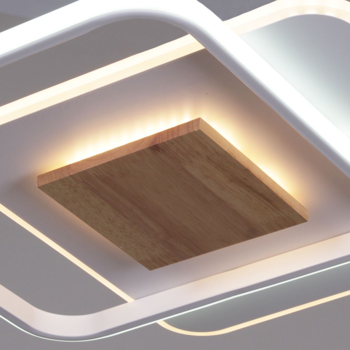 Потолочная люстра Reluce 08000-0.5-450 WH+WOOD