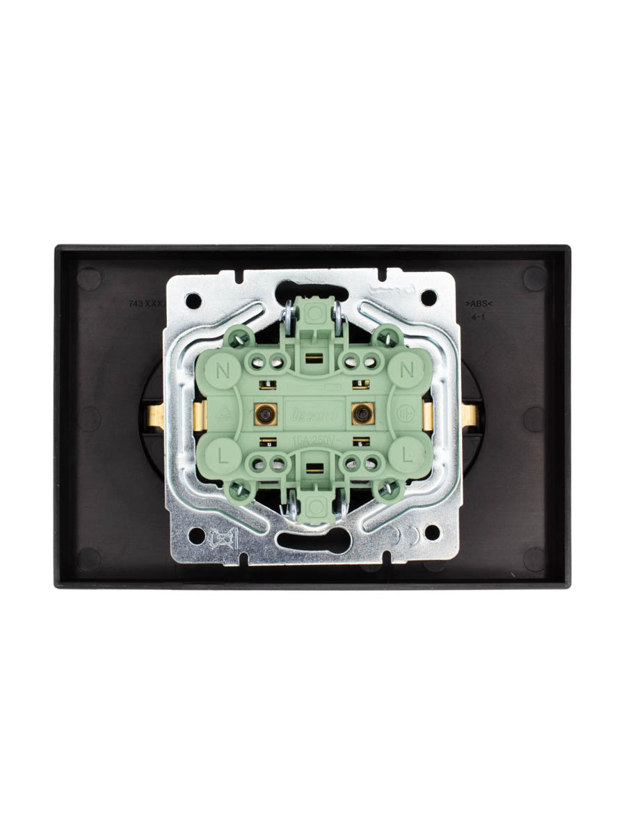 Розетка двойная с/з ПБТ чёрный бархат Lezard Osen 743-4200-127B