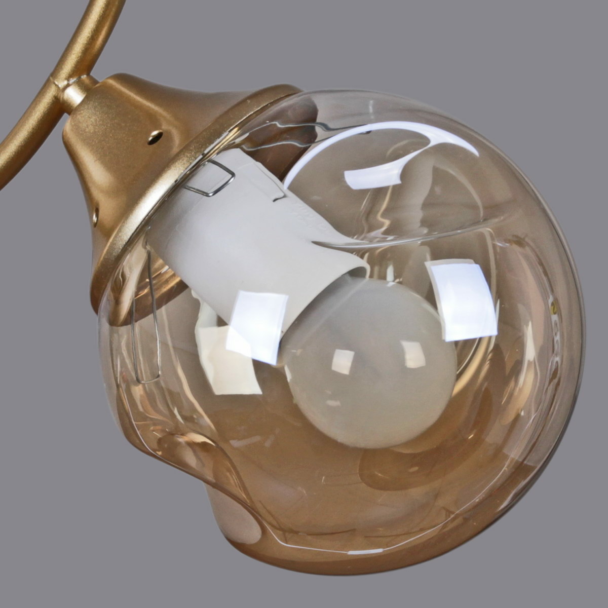 Люстра на штанге Reluce 52076-0.3-03 УЦ