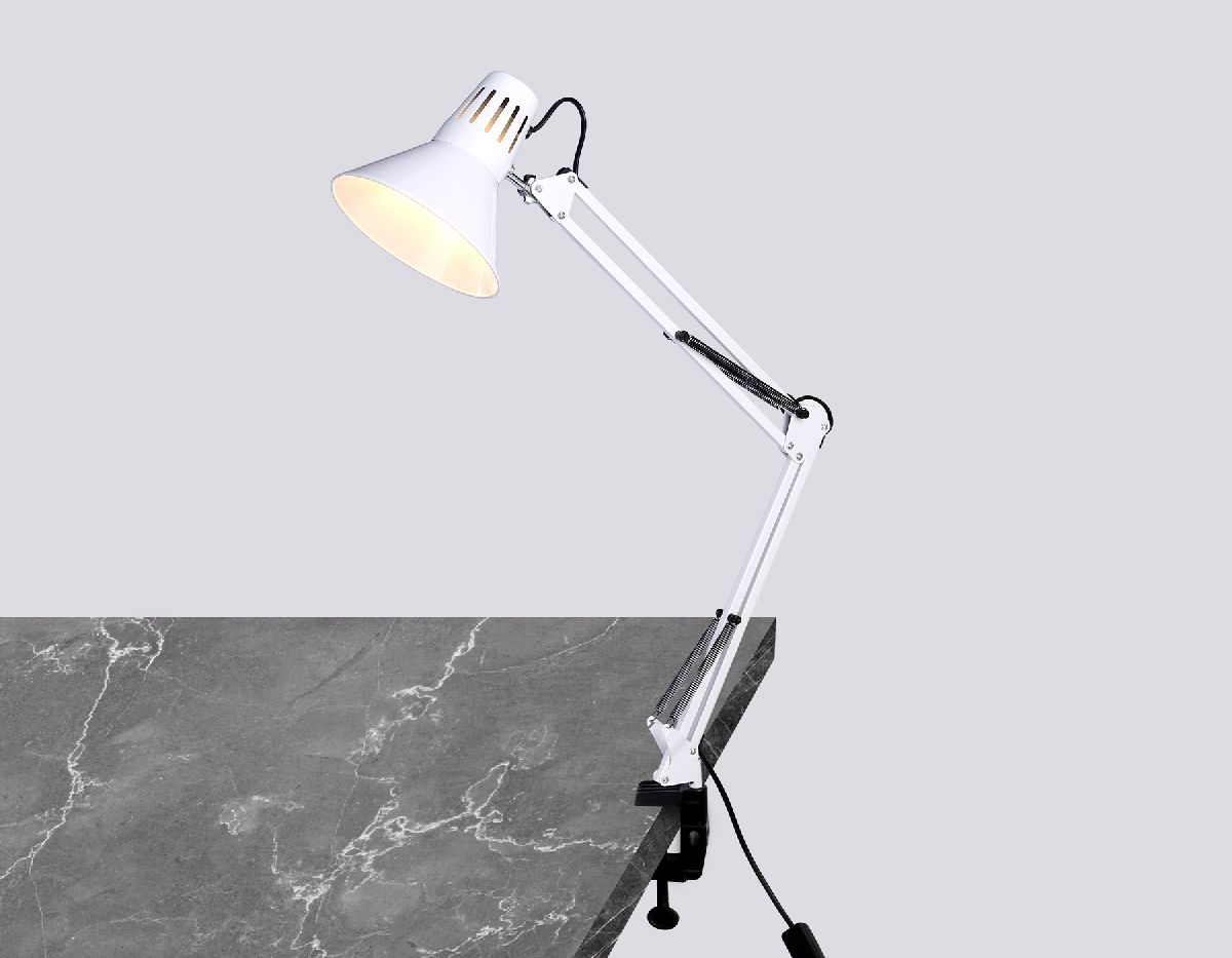 Настольная лампа Ambrella Light Desk DE7719