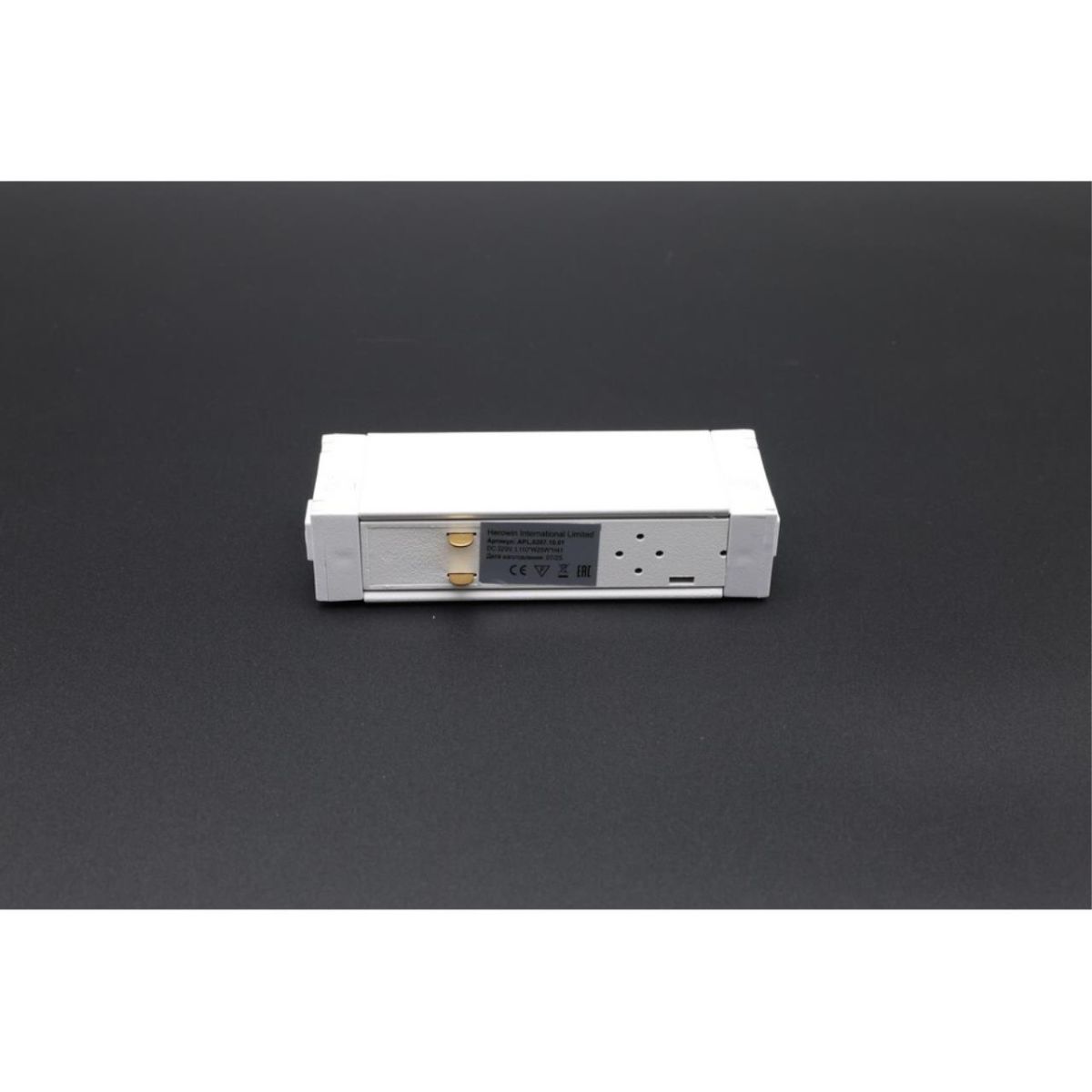 Адаптер для трекового магнитного светильника Aployt Magnetic track 220 APL.0207.10.01