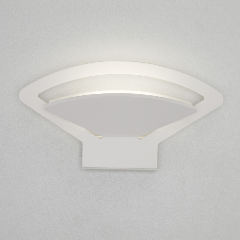 Бра Elektrostandard Pavo LED белый (MRL LED 1009)