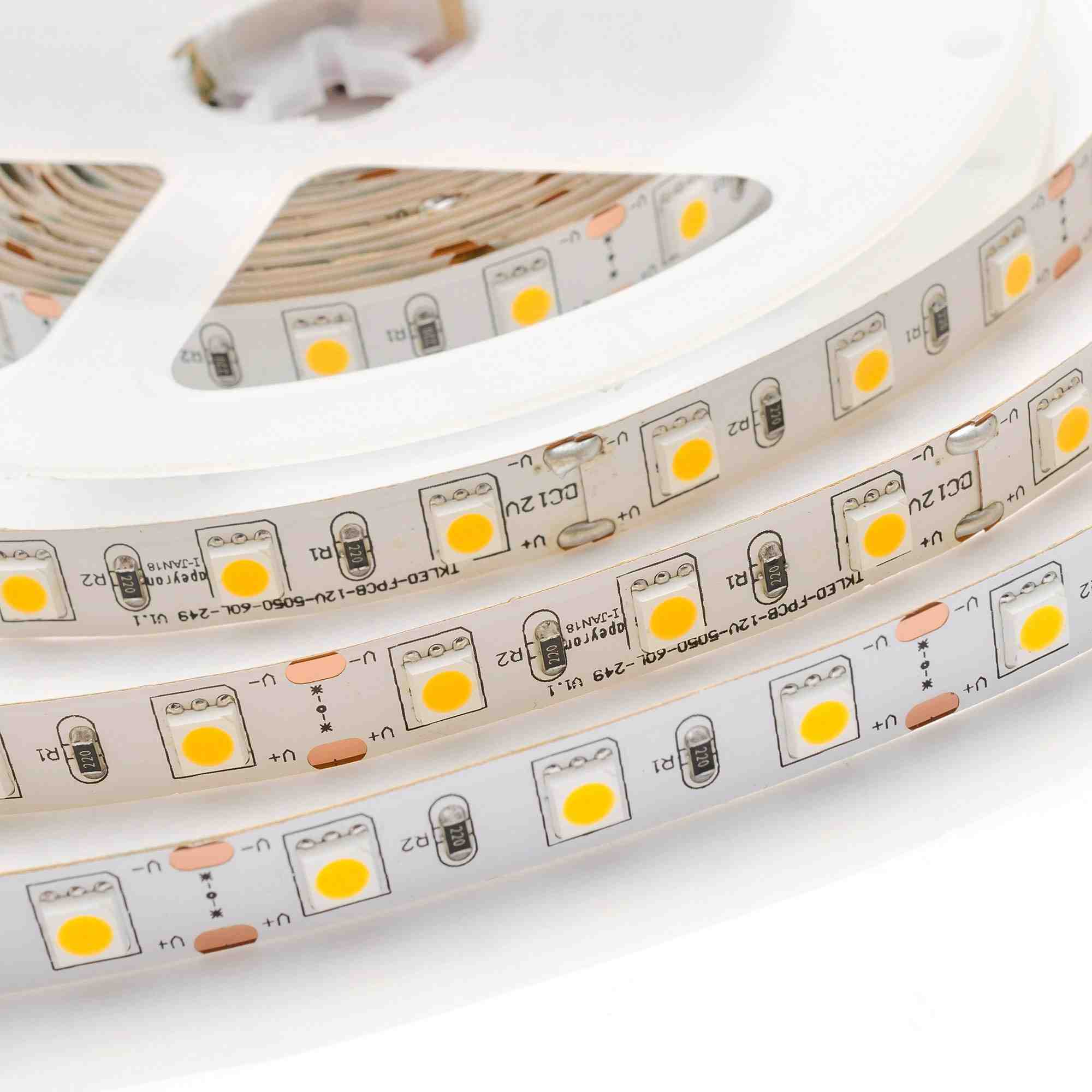 Светодиодная лента Apeyron 12В СТ 14,4Вт/м smd5050 60д/м IP20 700Лм/м 5м 3000К 00-16