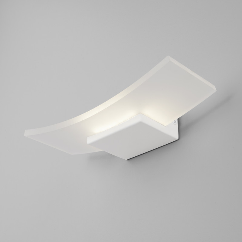 Бра Eurosvet 40152/1 LED белый