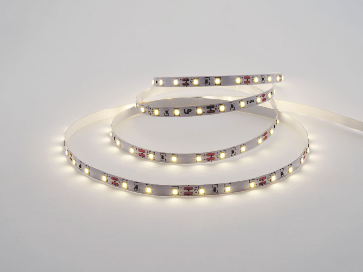 Светодиодная лента LEDS POWER 2835 60/м (4,8Вт/м) 12В холодная 002187