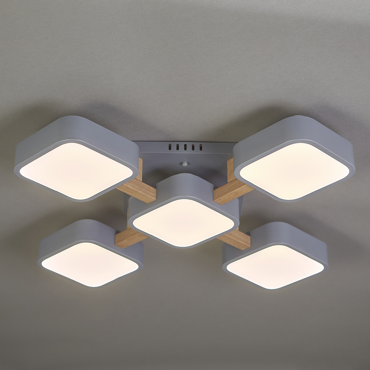 Потолочная светодиодная люстра Escada Ulrika 10213/5LED