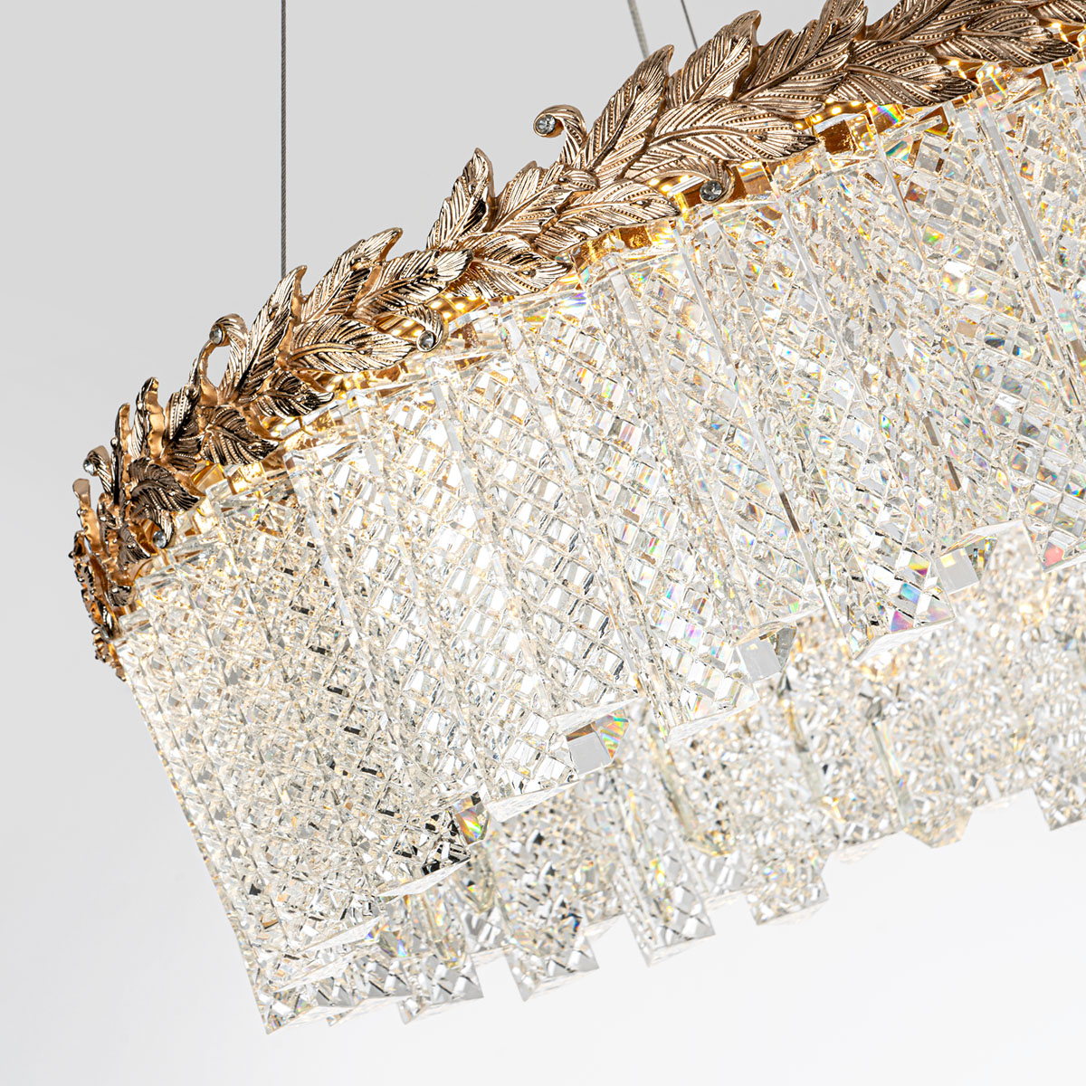 Подвесная люстра Modelux ML.8250.600 GD