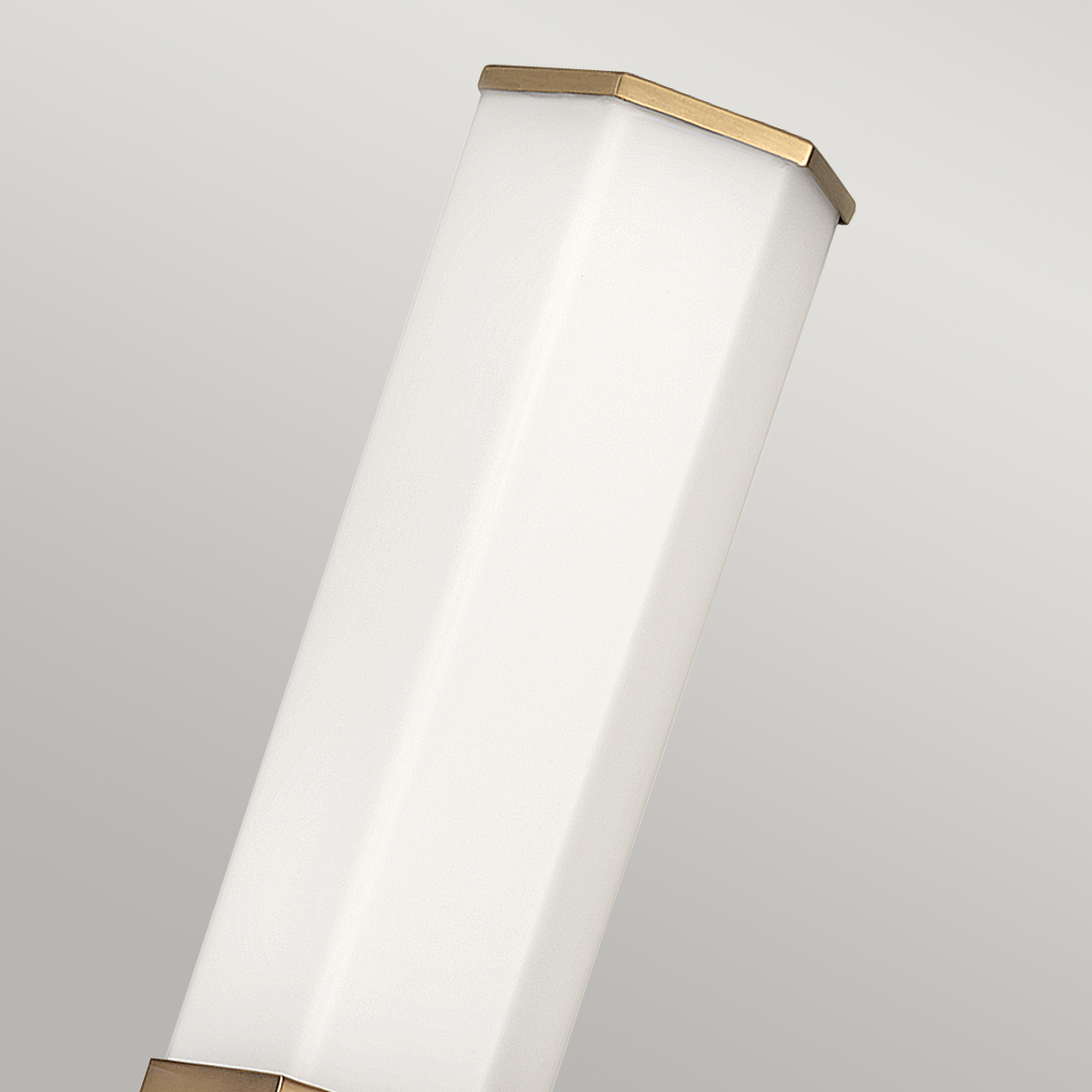 Бра Hinkley Facet QN-FACET-LED1-HB-BATH