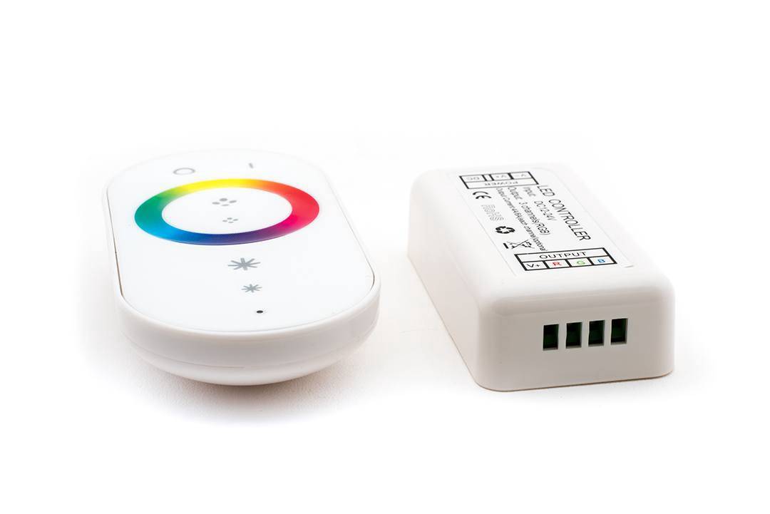 Контроллер для ленты SWG RF-RGB-S-18A-WH2 000963