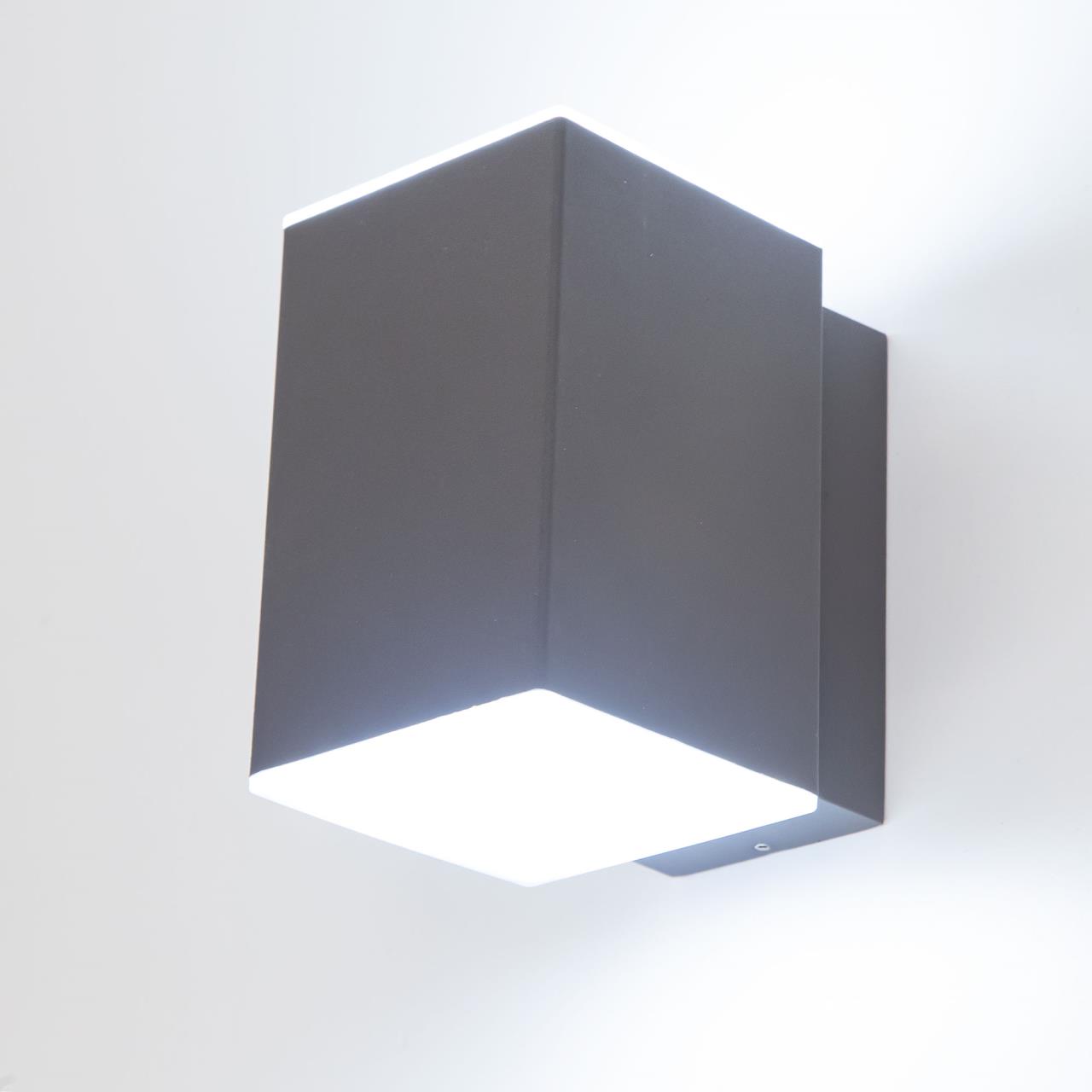 Уличный настенный светодиодный светильник Citilux CLU0002 в Москве