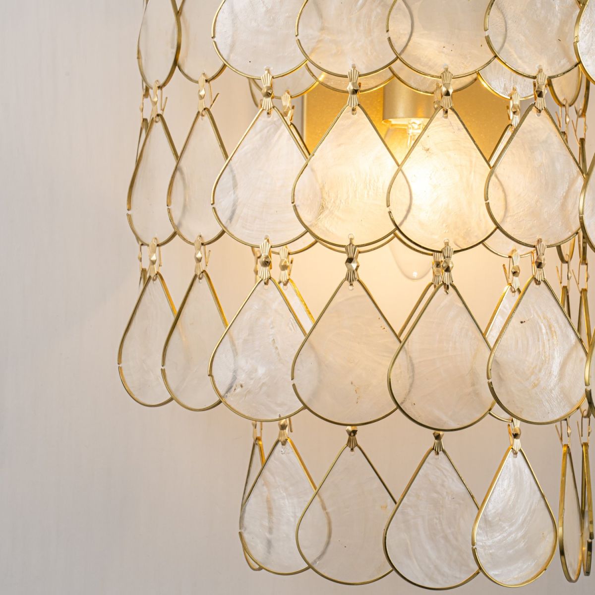 Настенный светильник Favourite Mollitia 4763-1W