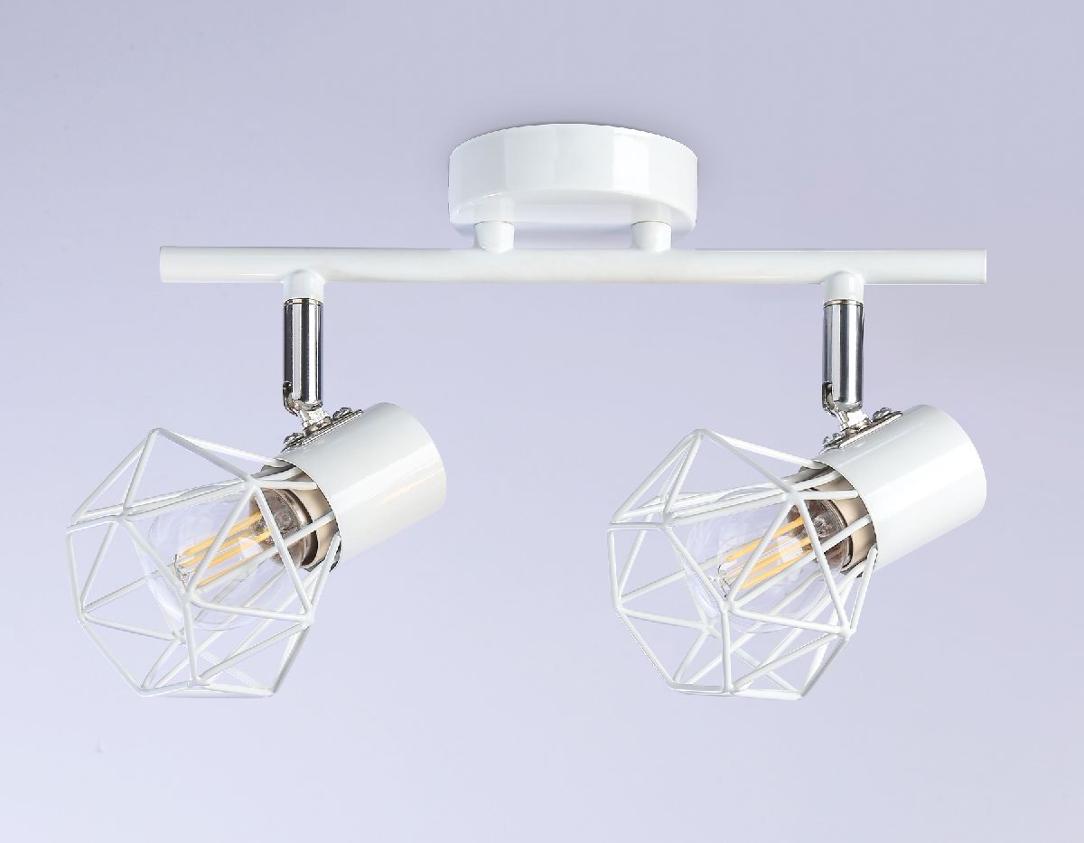 Спот потолочный на штанге Ambrella Light Traditional TR8628