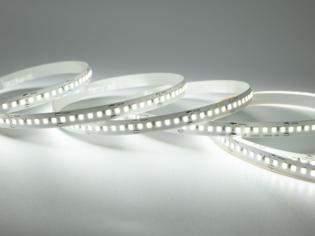 Светодиодная лента LEDS POWER 2835 180/м (16Вт/м) 24В холодная 008820