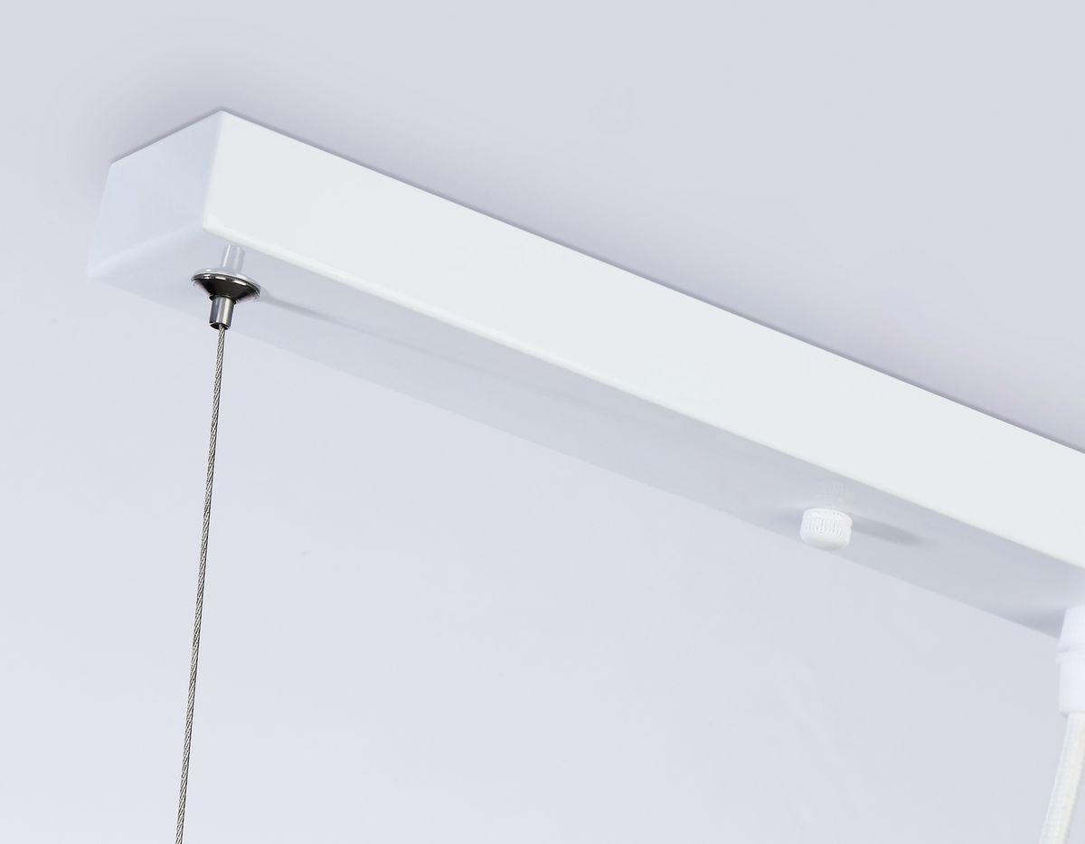 Подвесной светильник Ambrella Light Traditional TR8196