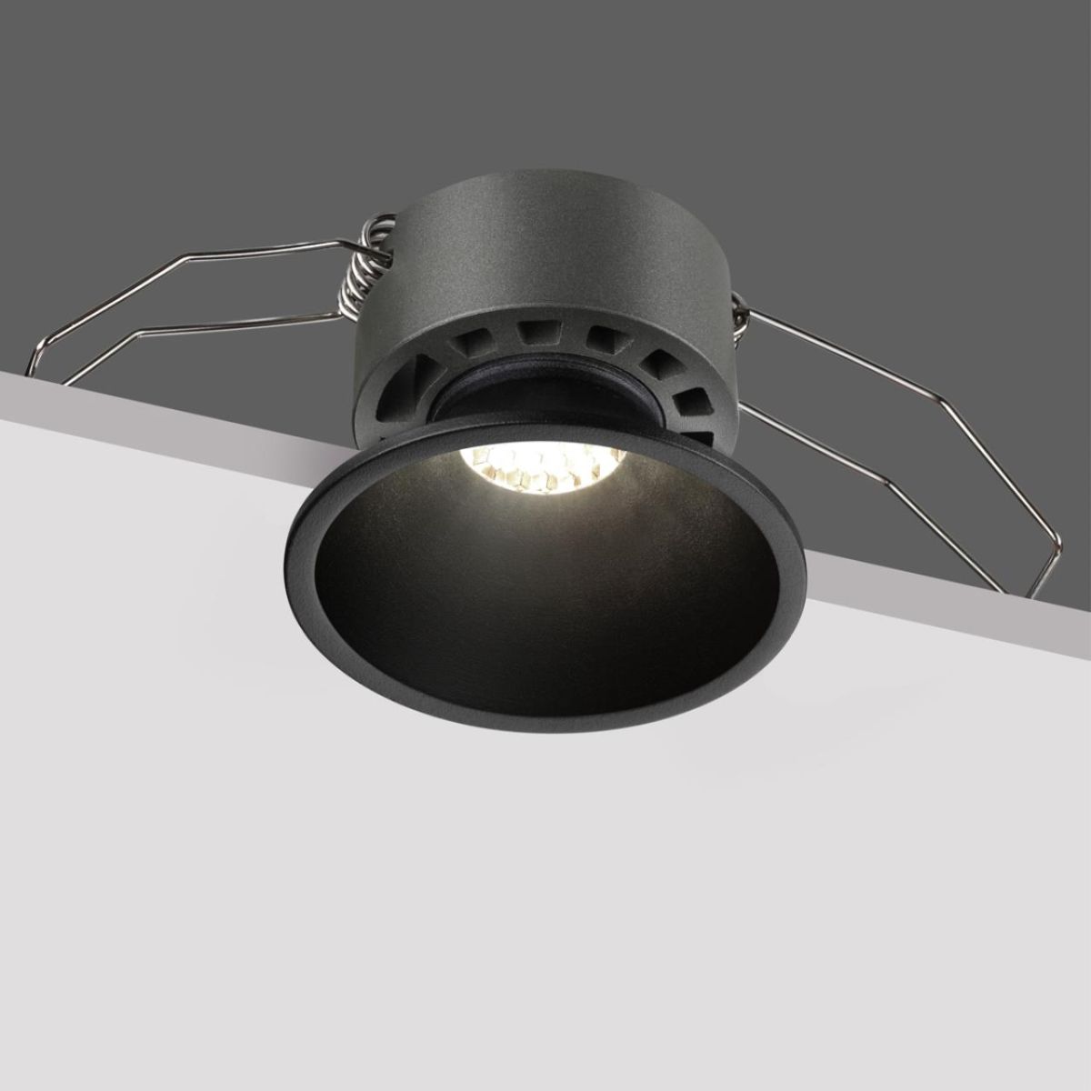 Встраиваемый светильник с переключателем цветовой температуры и угла рассеивания Novotech Wir Nova 359849