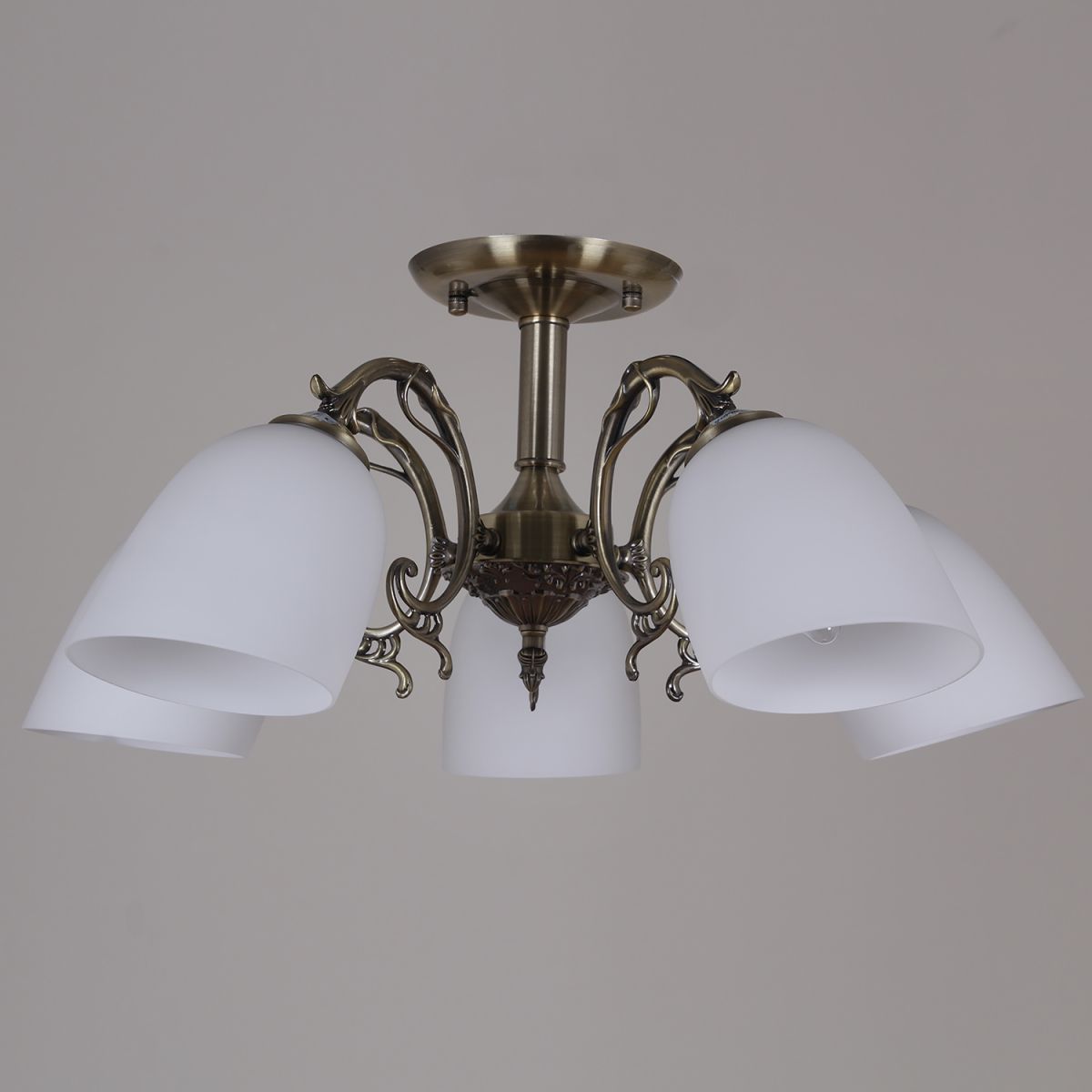 Потолочная люстра Reluce 70577-0.3-05