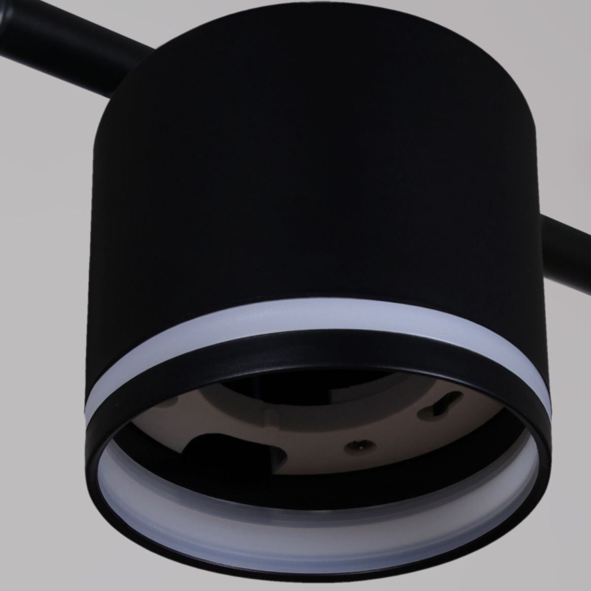 Потолочная люстра Reluce 22008-0.3-08 GX53