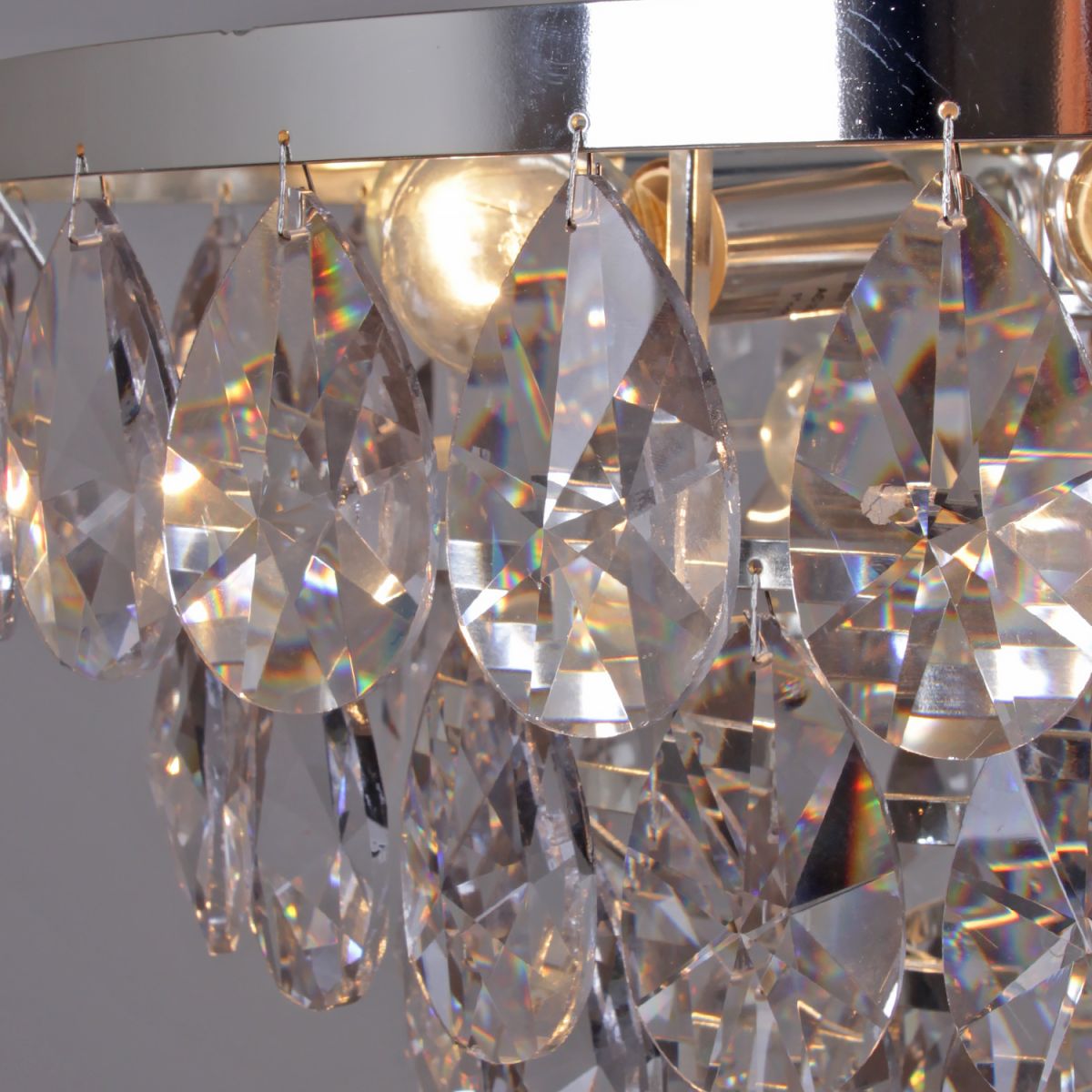 Подвесная люстра Reluce 08533-0.4-08