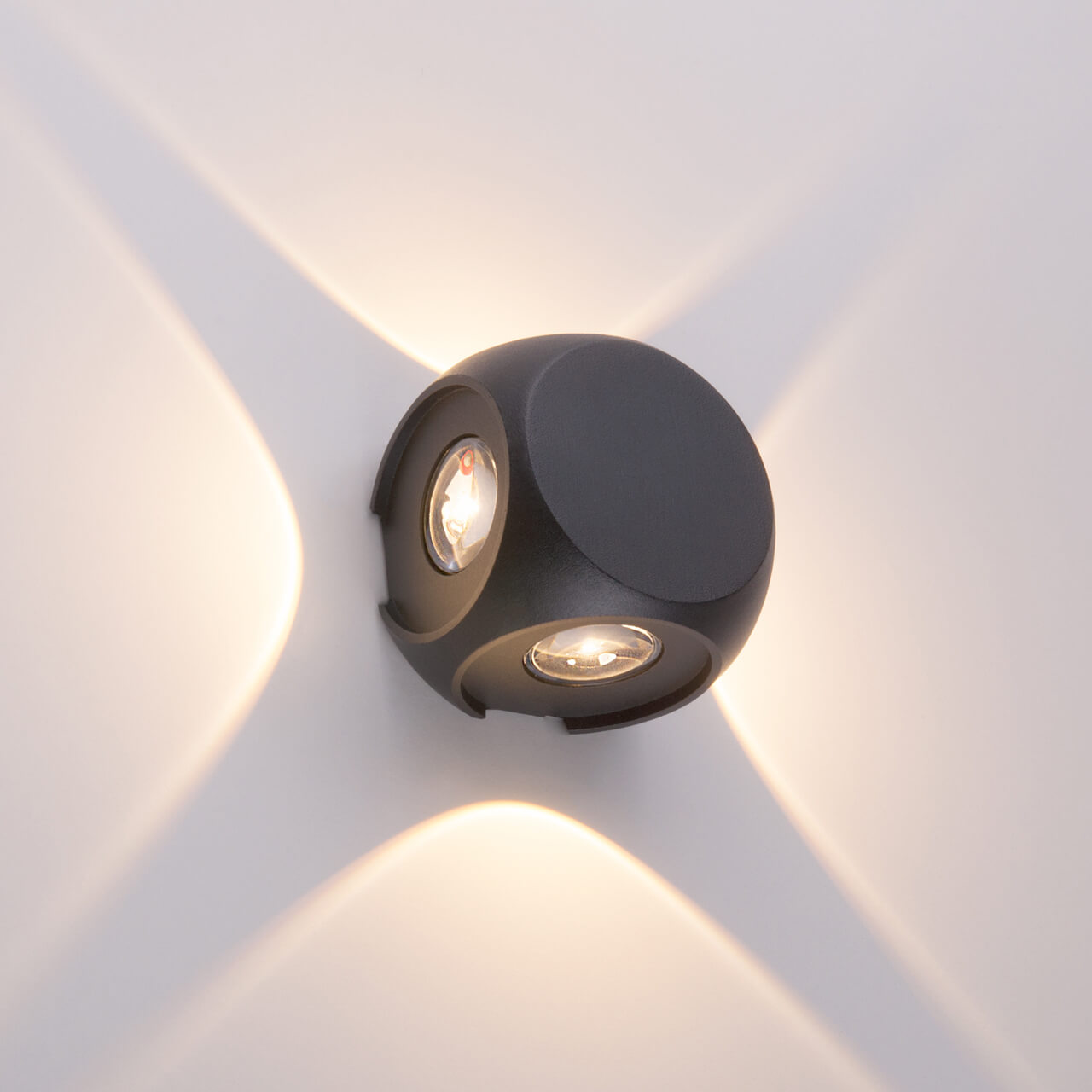 Настенный светильник Elektrostandard 1504 TECHNO LED CUBE черный 4690389147739 в Москве