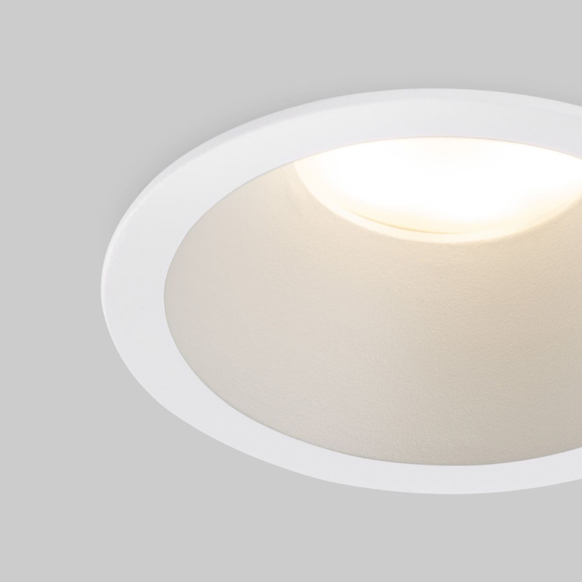 Встраиваемый светильник Elektrostandard 4690389122385 a040748