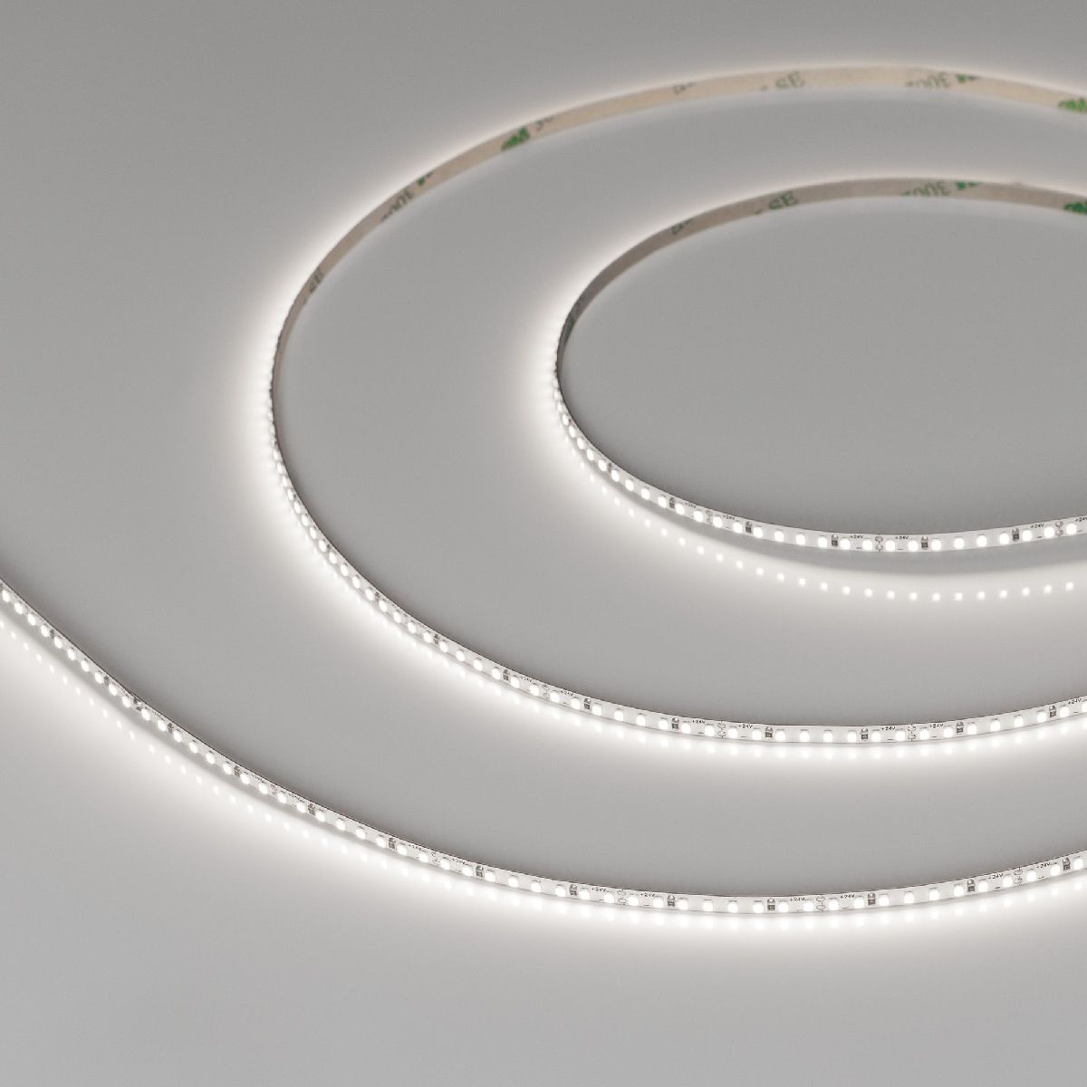 Светодиодная лента Arlight MICROLED-M240-4mm 24V Day5000 (8 W/m, IP20, 2216, 5m) 047868