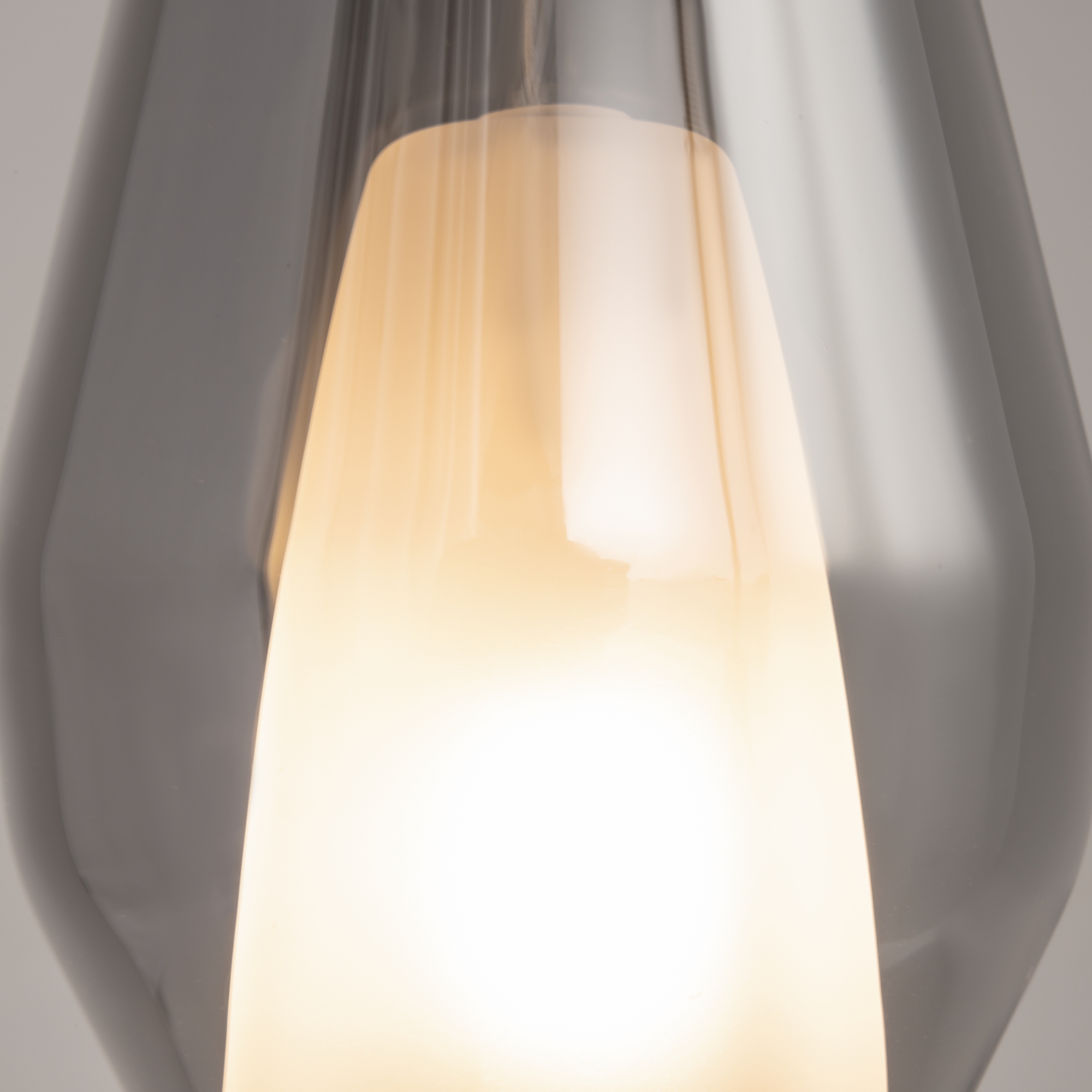 Подвесной светильник Maytoni Duality MOD271PL-01B8 в Москве