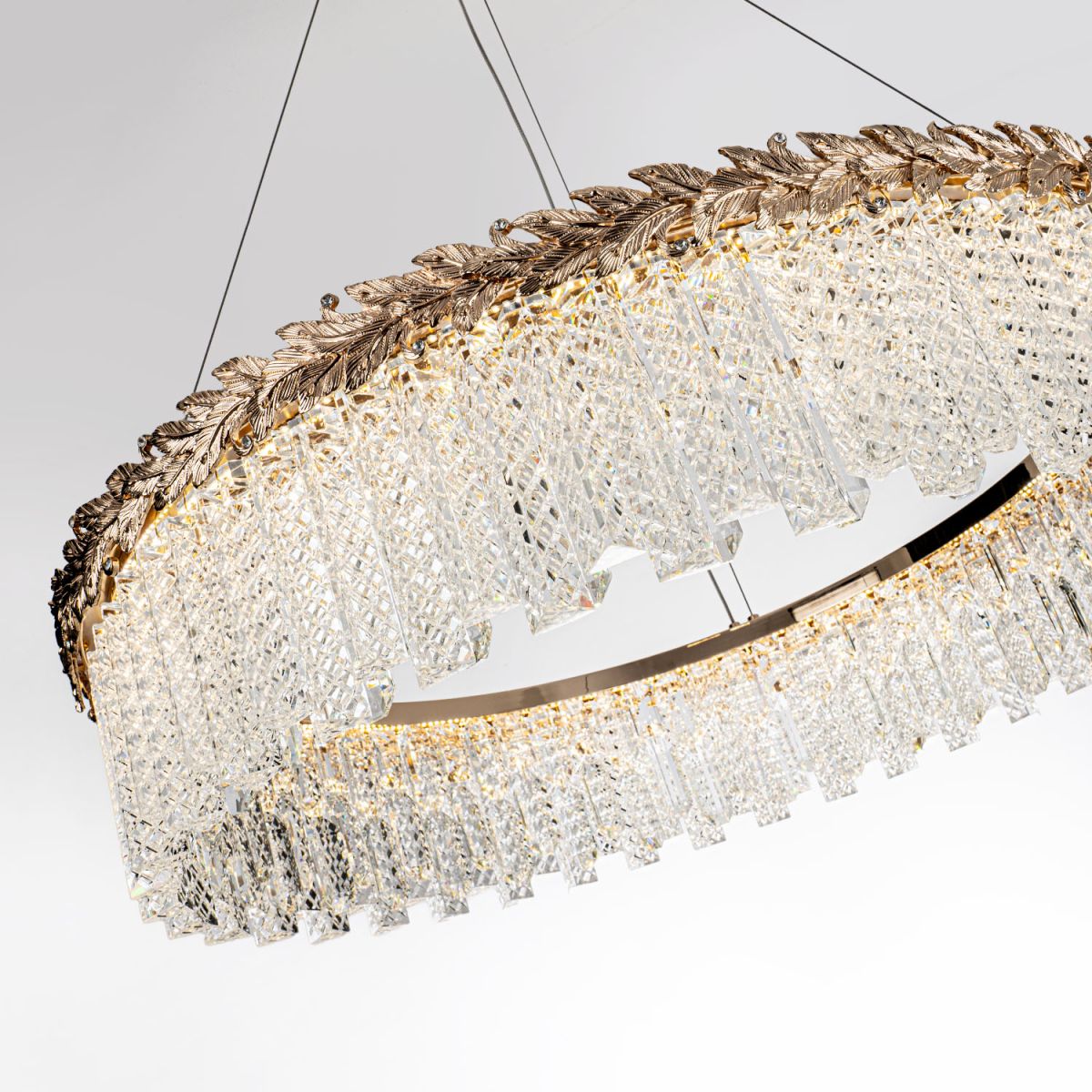 Подвесная led люстра Modelux ML.8250.800 GD