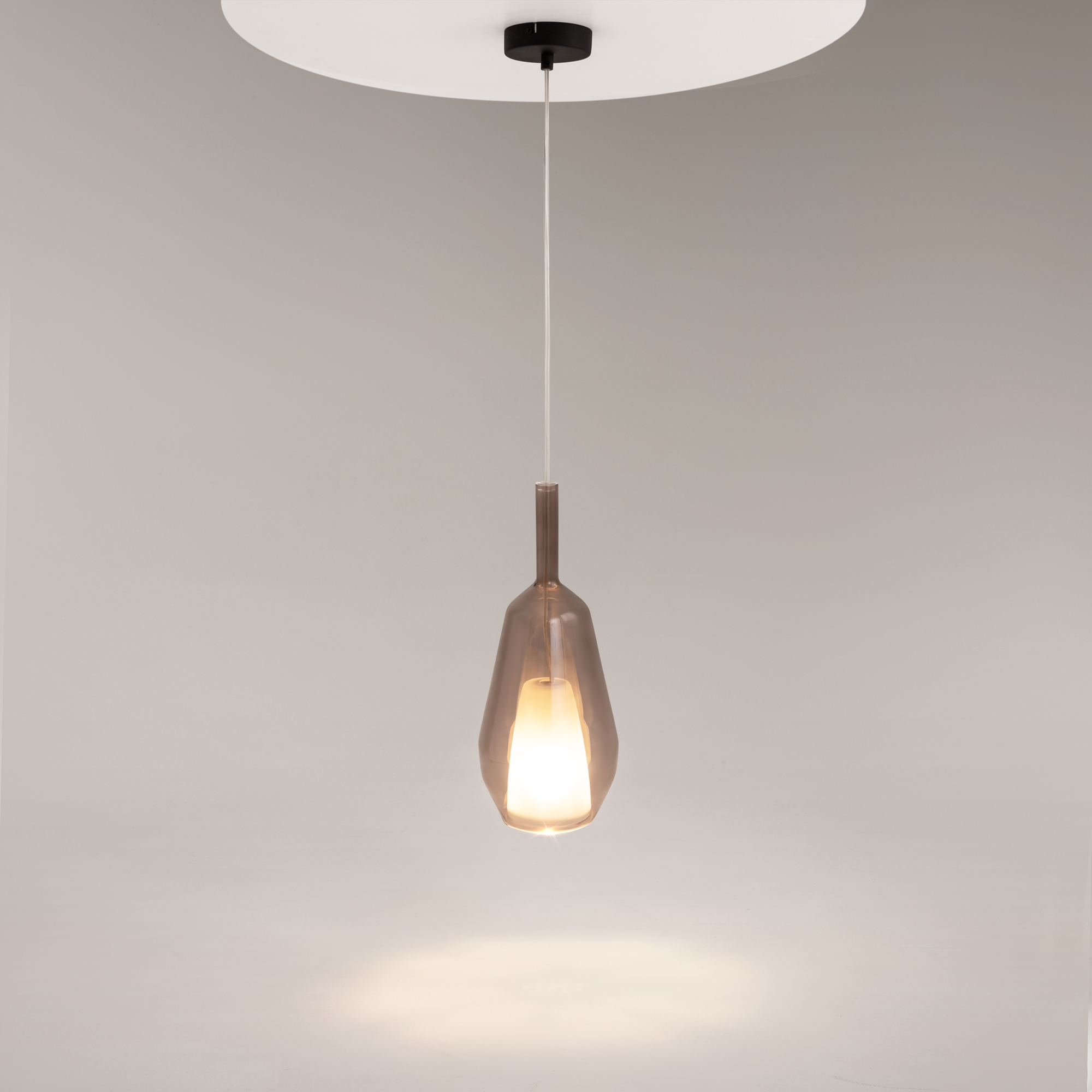Подвесной светильник Maytoni Duality MOD271PL-01B9 в Москве