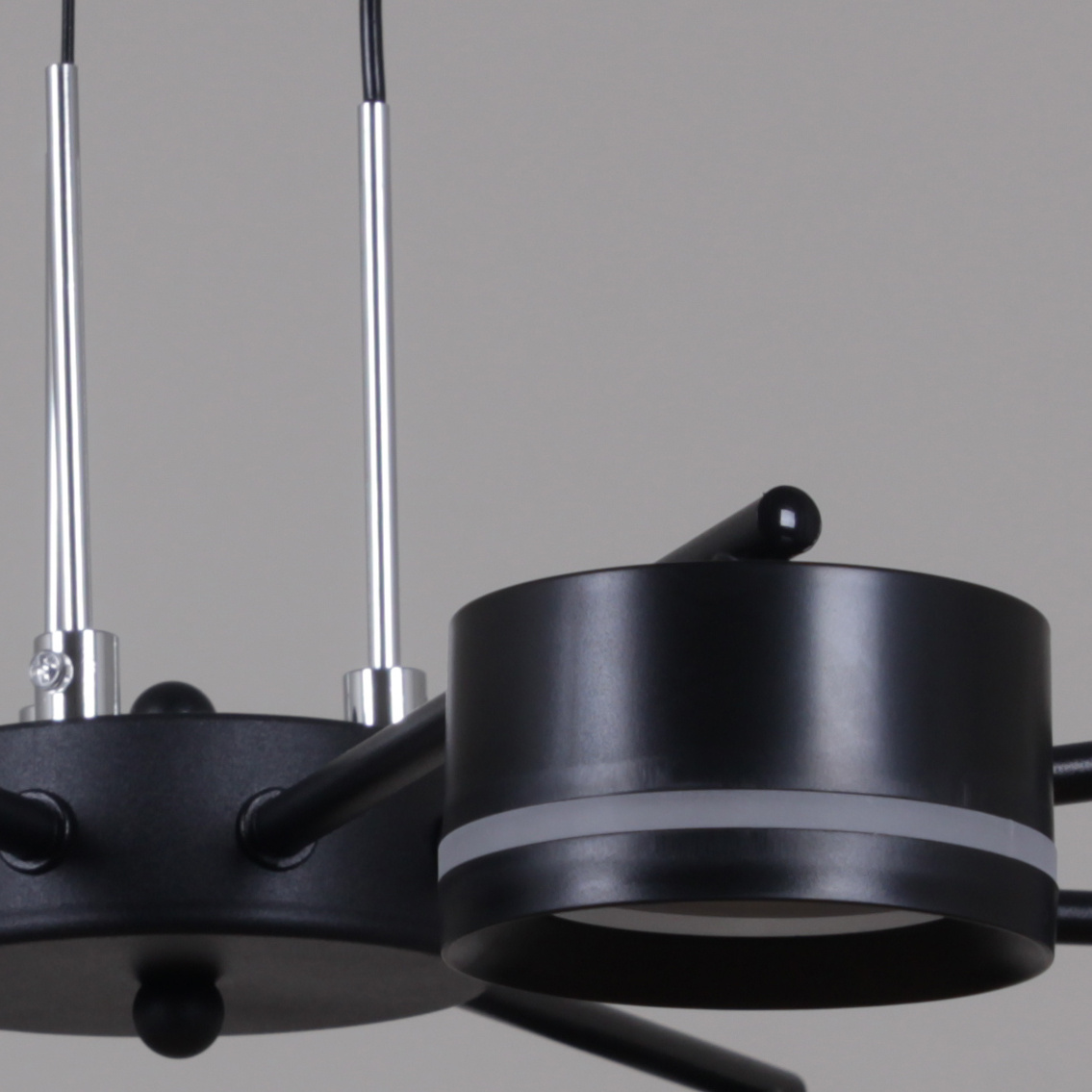 Потолочная люстра Reluce 19490-0.4-5+5 Black