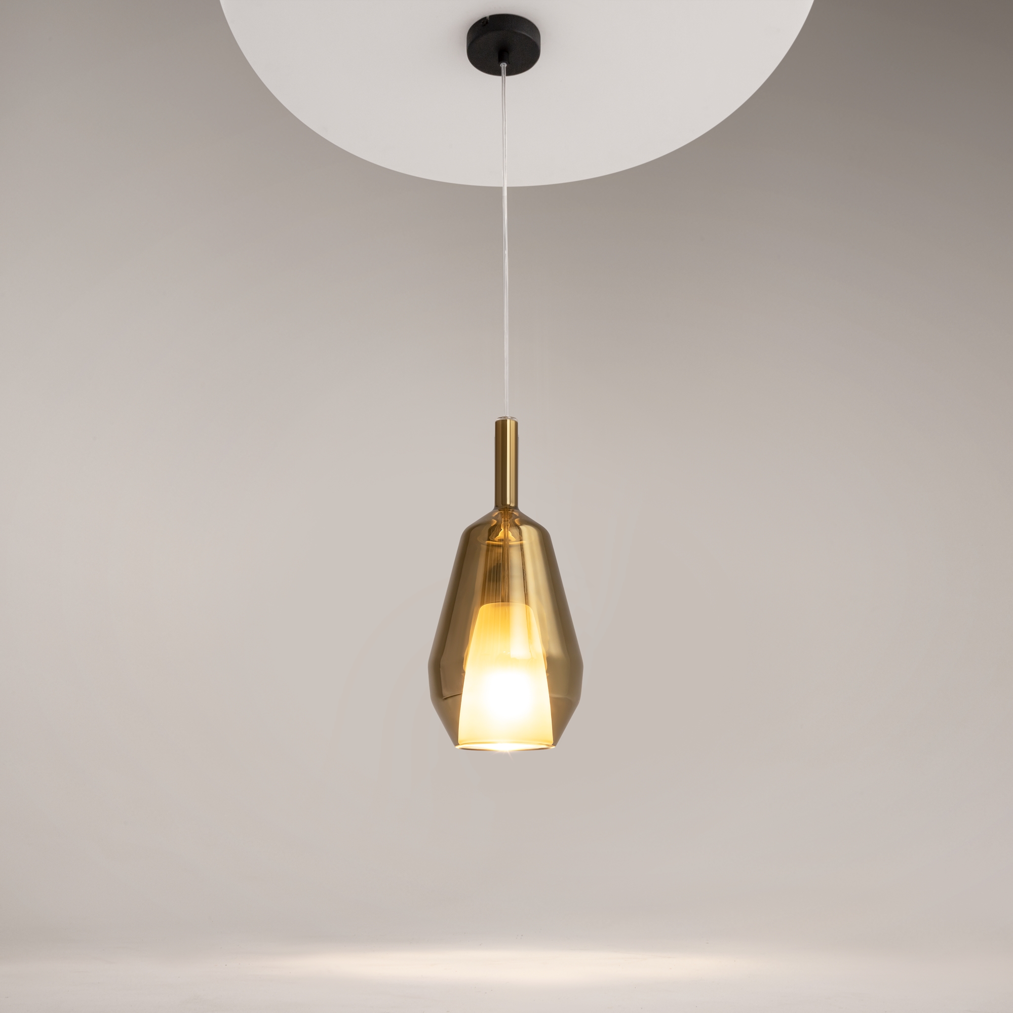Подвесной светильник Maytoni Duality MOD271PL-01B7 в Москве