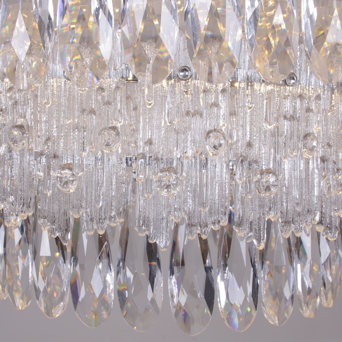 Подвесная люстра Reluce 08806-0.4-03