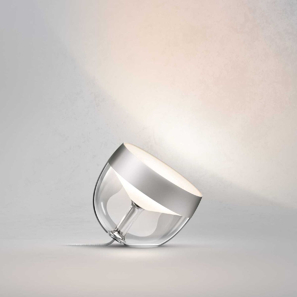 Умная настольная лампа Philips Hue Q4'20 Iris gen4 EU/UK silver 929002376701