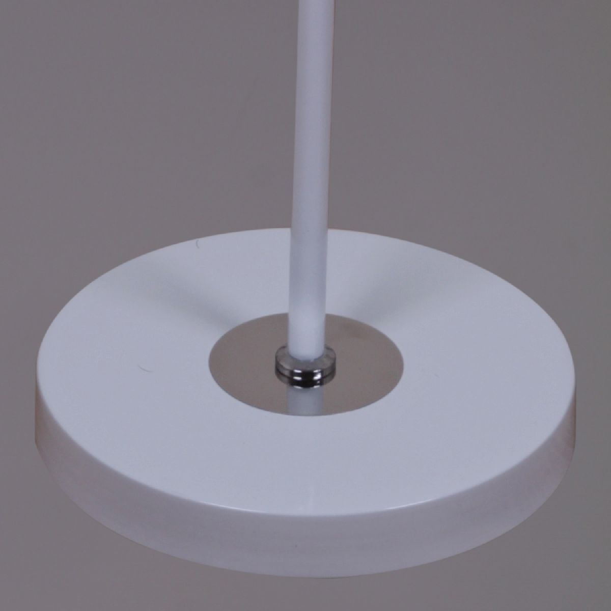 Торшер Reluce 13910-0.6-02 WH