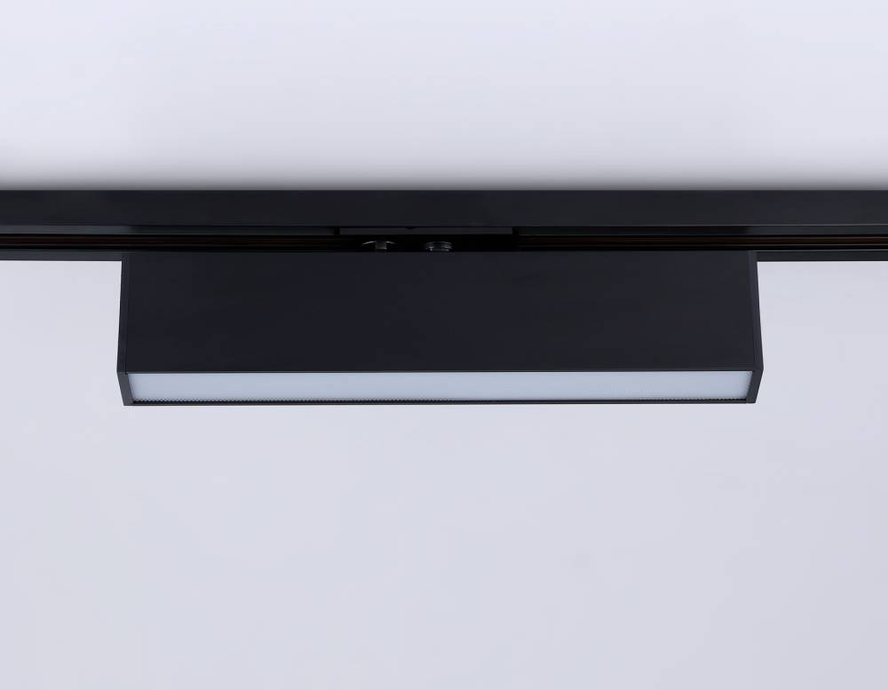 Трековый однофазный светильник Ambrella Light Track System GL6767